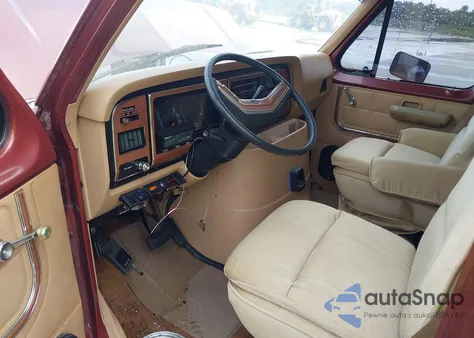 1984 Ford Econoline E150 Van from USA, damaged, VIN 1FDEE14Y8EHA14827